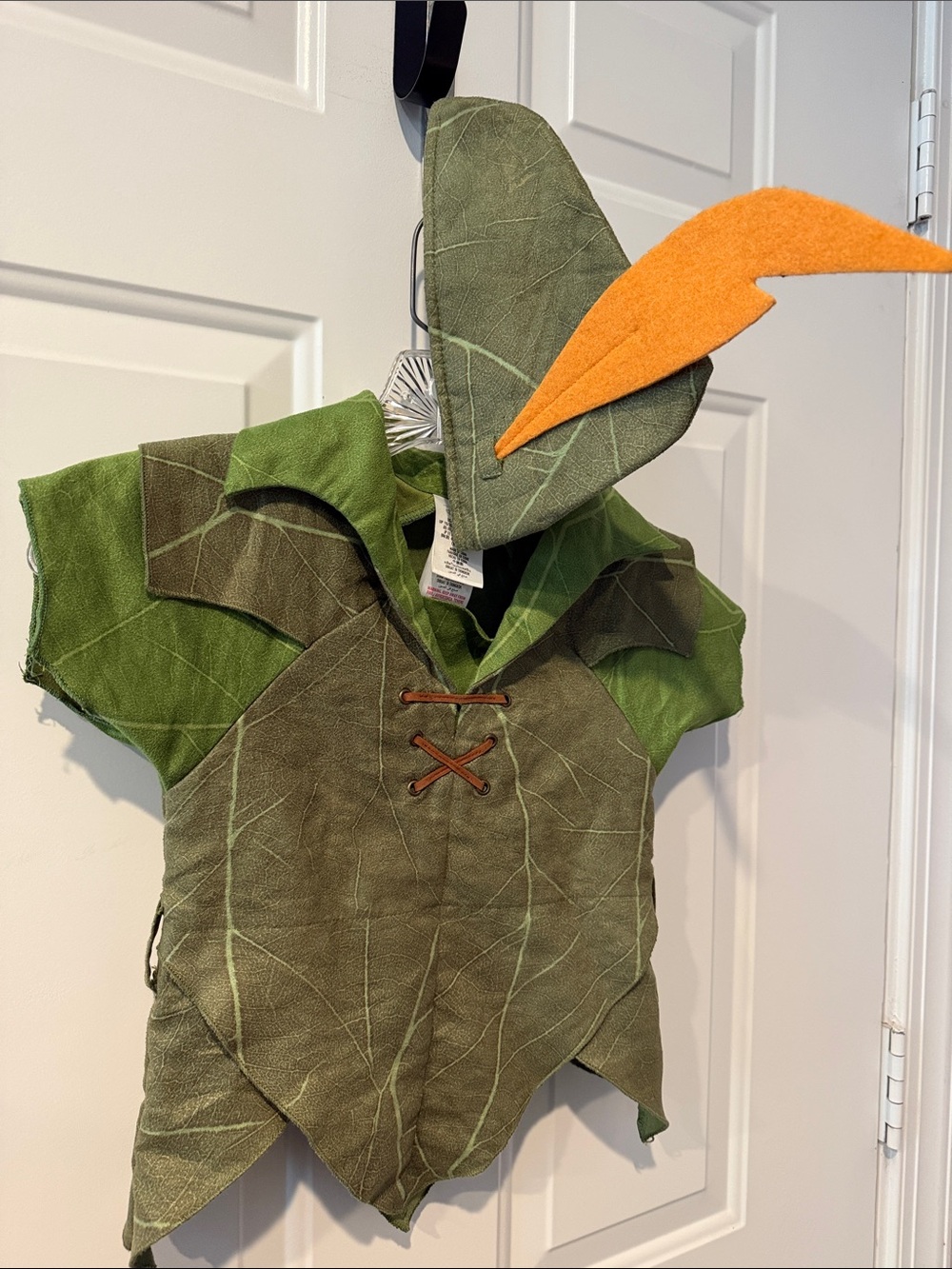 Disney Child size 3 Peter Pan Top & Hat-No Belt